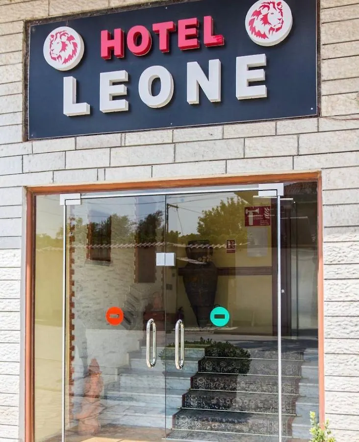 New Hotel Leone Fier 3*,  Albania