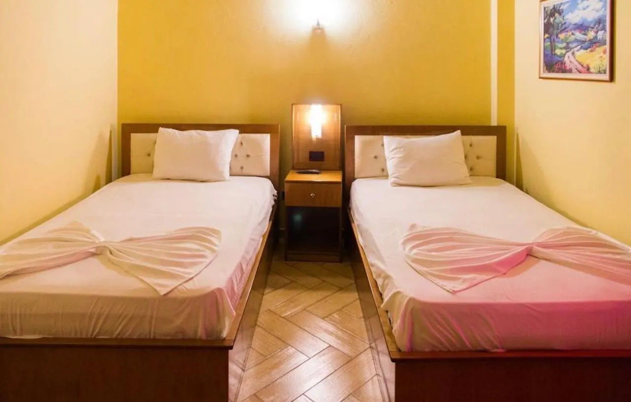 New Hotel Leone Fier